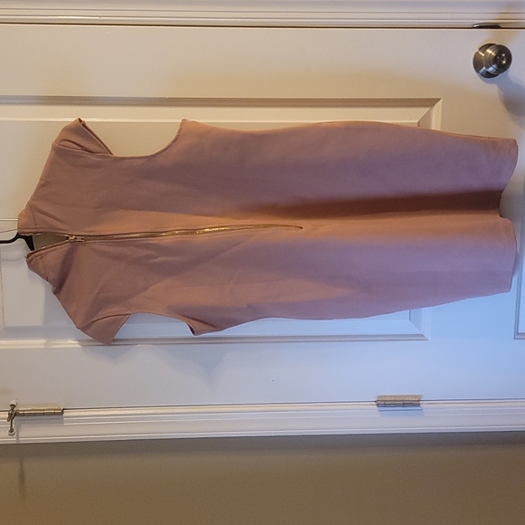Mauve colored bodycon dress - Picture 2 of 2